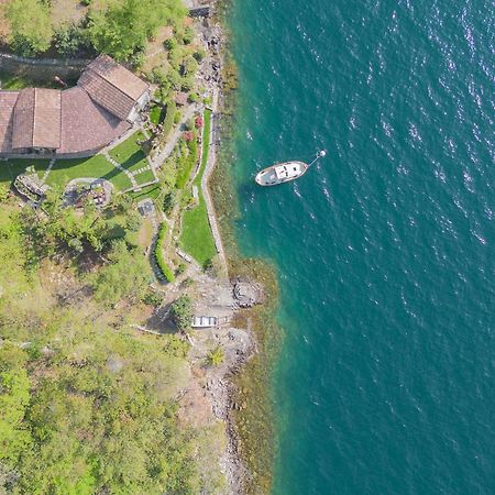 The Writer'S Nest Waterfront Villa By Rent All Como Faggeto Lario Buitenkant foto