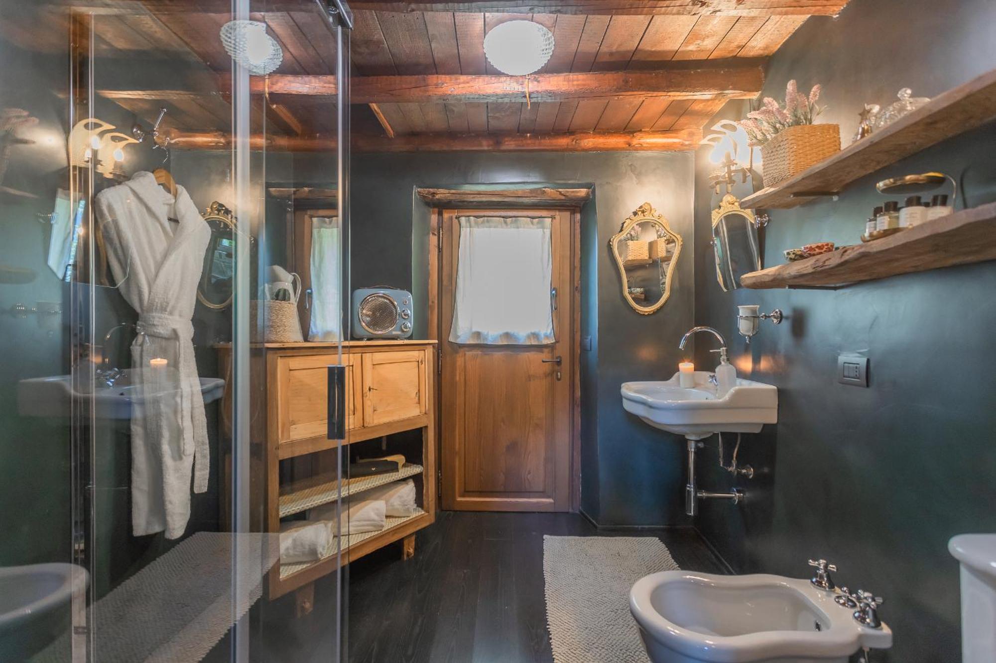 The Writer'S Nest Waterfront Villa By Rent All Como Faggeto Lario Buitenkant foto