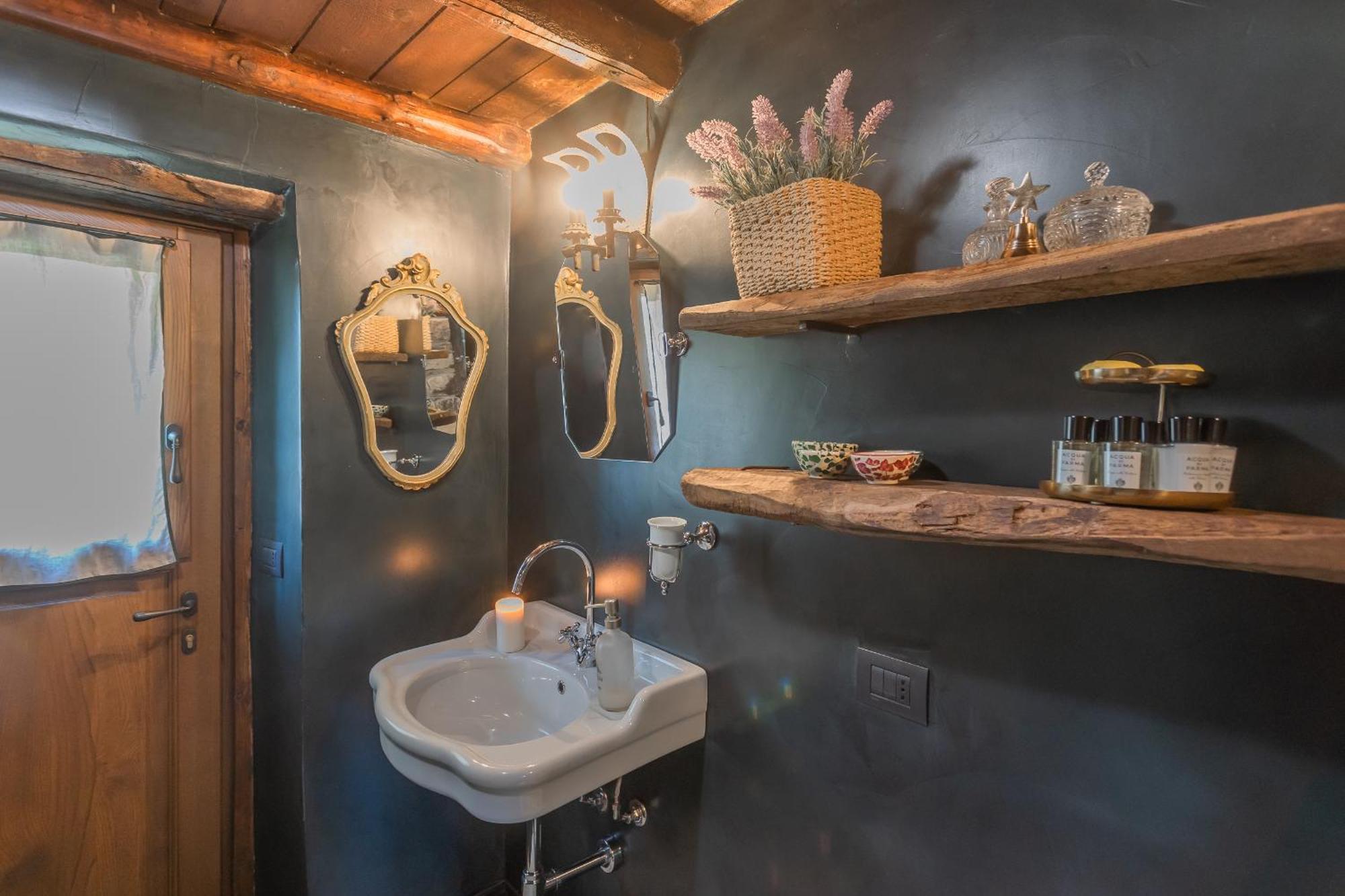 The Writer'S Nest Waterfront Villa By Rent All Como Faggeto Lario Buitenkant foto